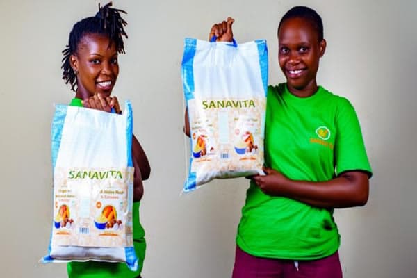 Picture of two kids with Sanavita products